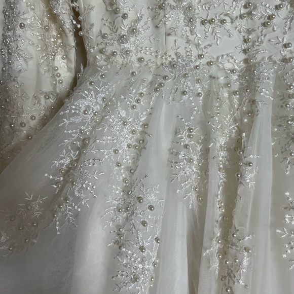 Modest Wedding dress custom made size 4 - Picture 4 of 11